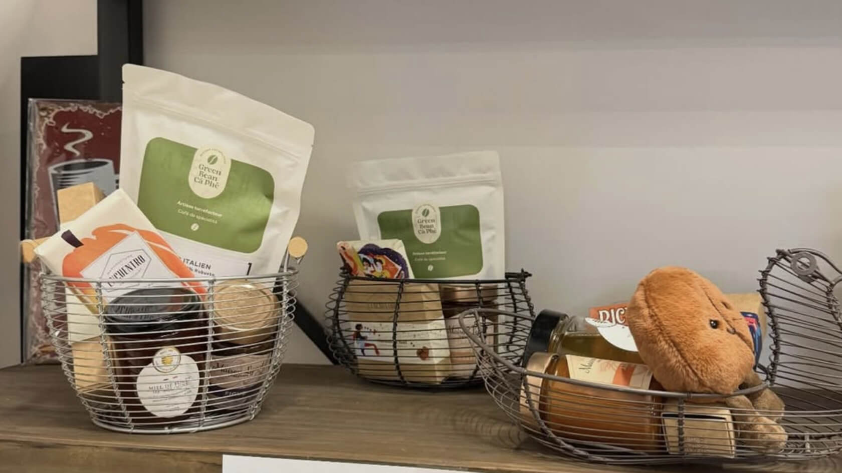 Nos coffrets de Noël à composer vous-mêmes pour un cadeau personnalisé dans la boutique Green Bean Cà Phê