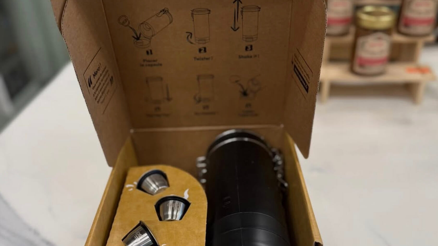 caps' me chez Green Bean Cà Phê